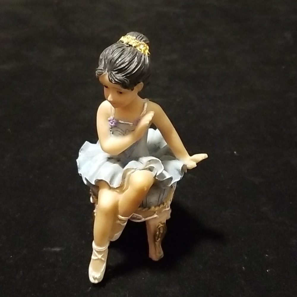 Knickknack, Ballerina on a stool, EUC